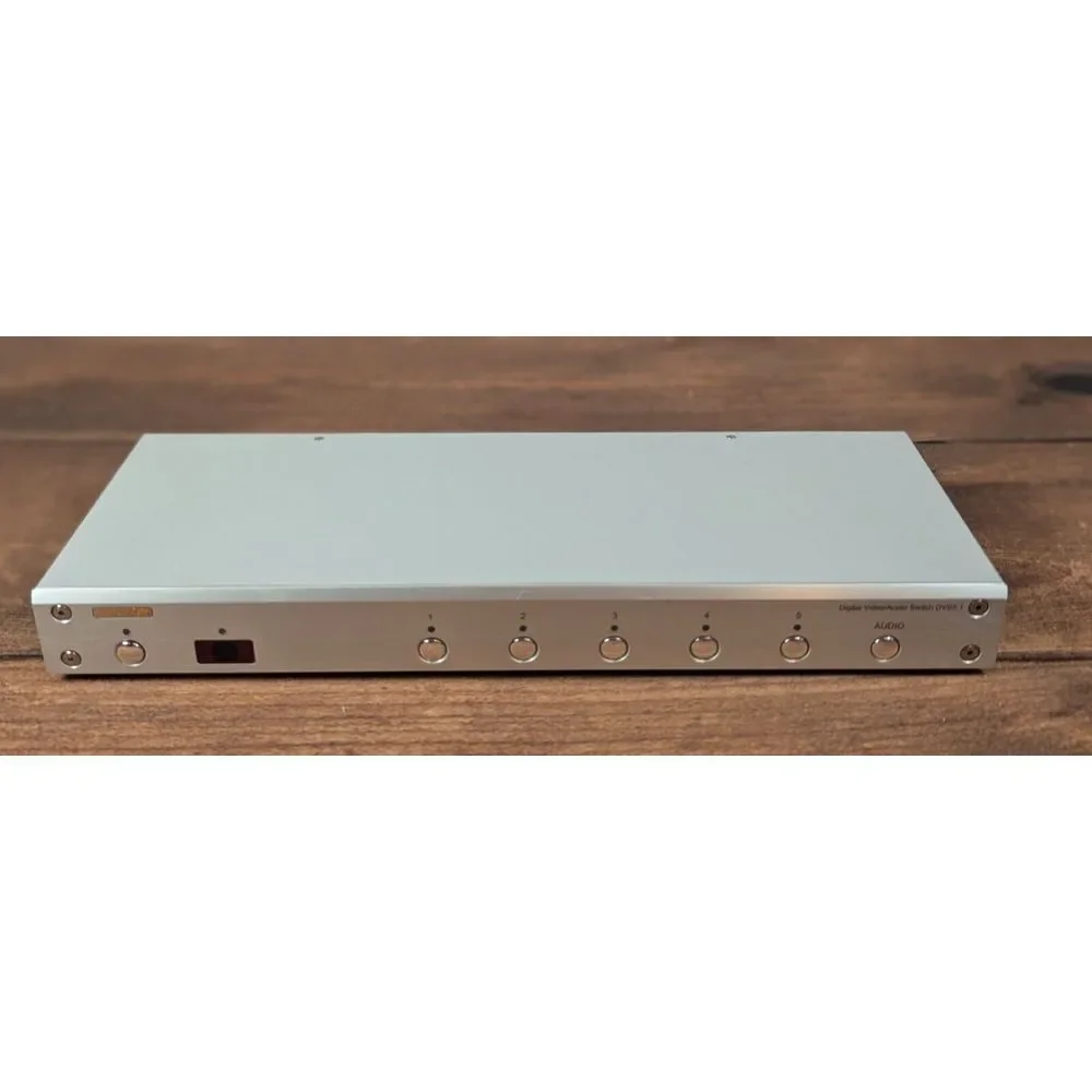 2004 Zektor DVS5.1 DVI Video/Audio Switch NO POWER CORD TESTED‎